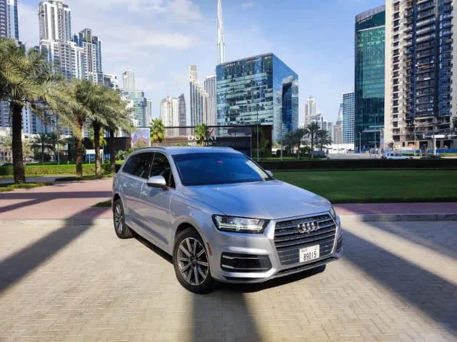 Location Audi Q7 2019 à Dubaï