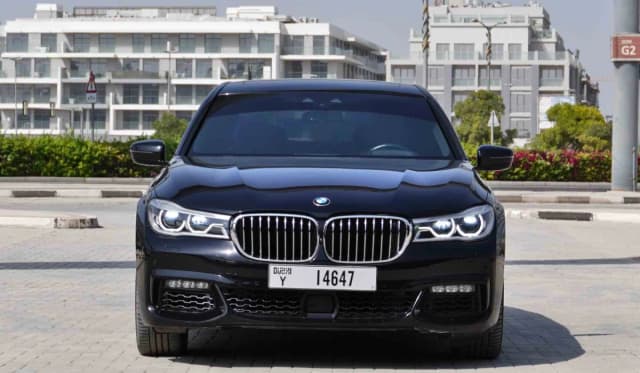 BMW Car Rental in Dubai BMW 750 