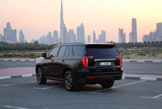  GMC Yukon Denali