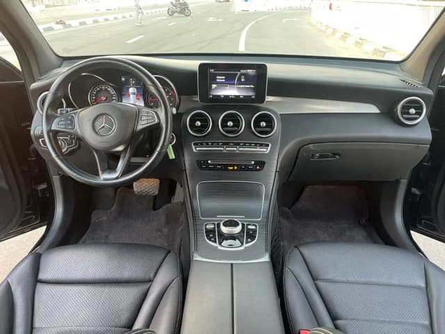 مرسيدس جي ال سي 250 2021