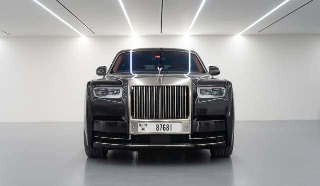 Rolls Royce Phantom 2022 Rental in Dubai
