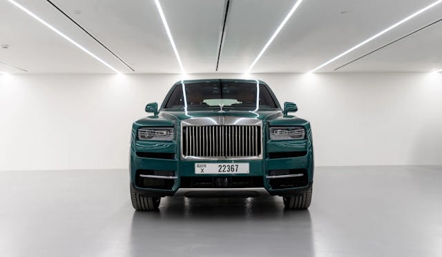 Rent Rolls Royce Cullinan 2022 in dubai
