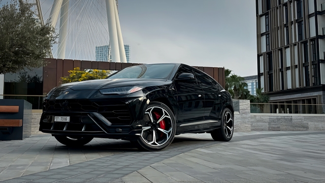 Lamborghini Urus image 1953