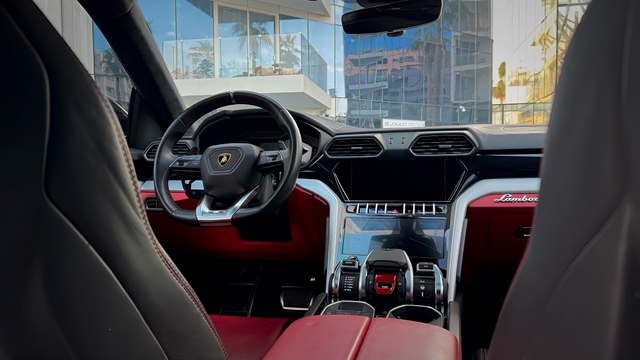 Lamborghini Urus image 1955