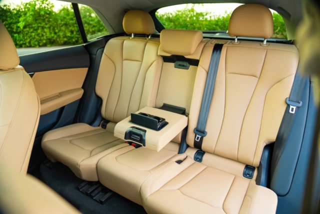 Audi Q8 S Line image 934