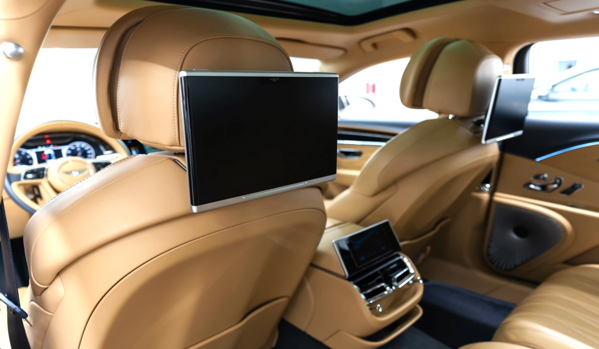 Bentley Flying Spur Rental Dubai image 99