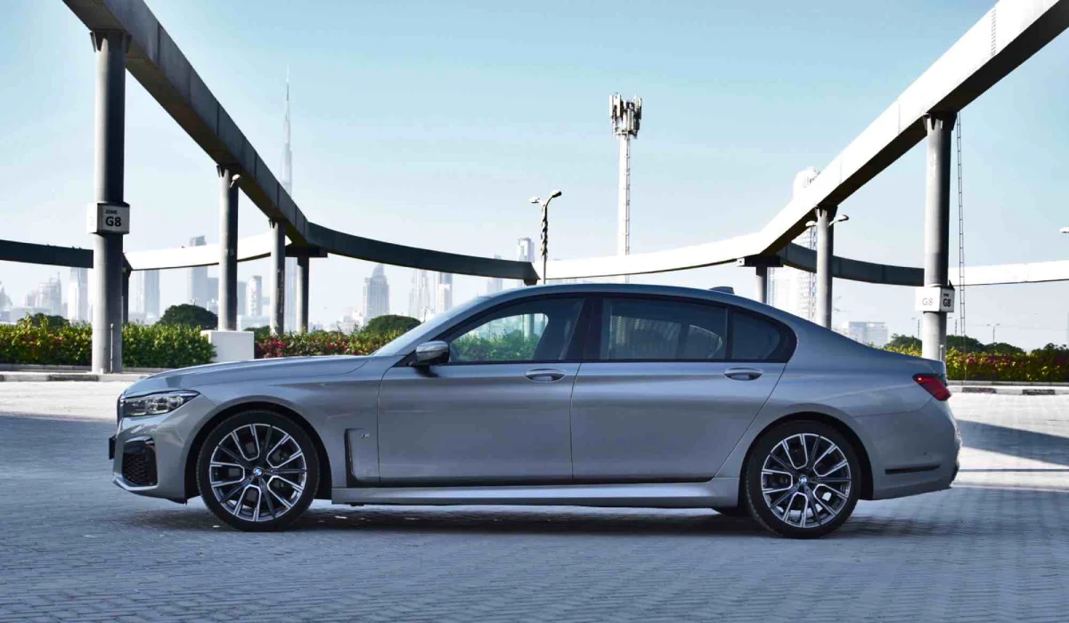 BMW 730Li Rental in Dubai image 376