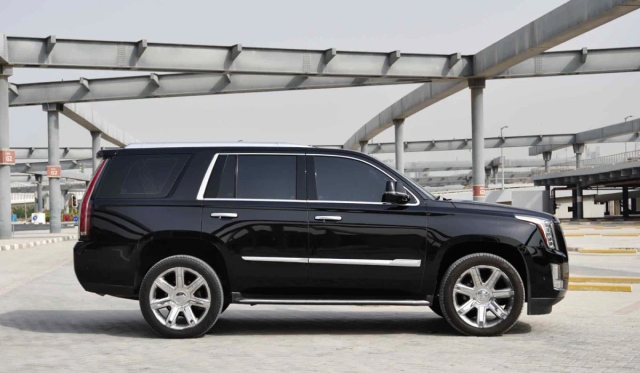 Cadillac Escalade Rental in Dubai image 420