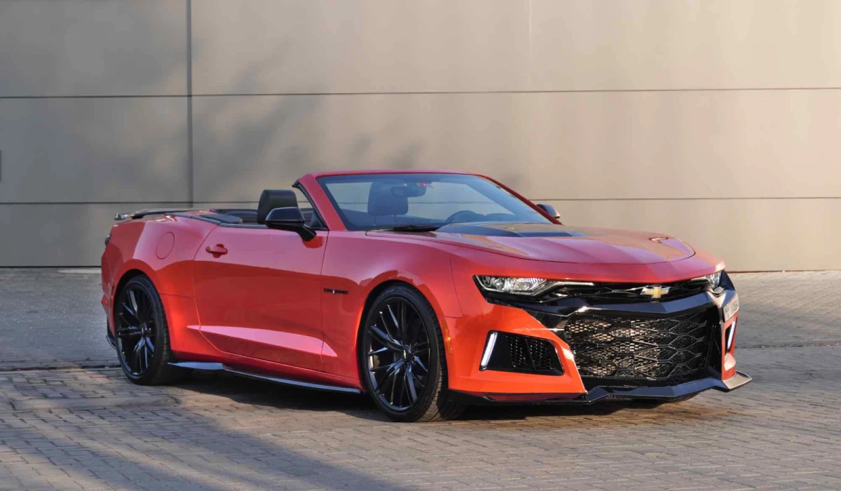 Chevrolet Camaro SS Rental in Dubai image 380