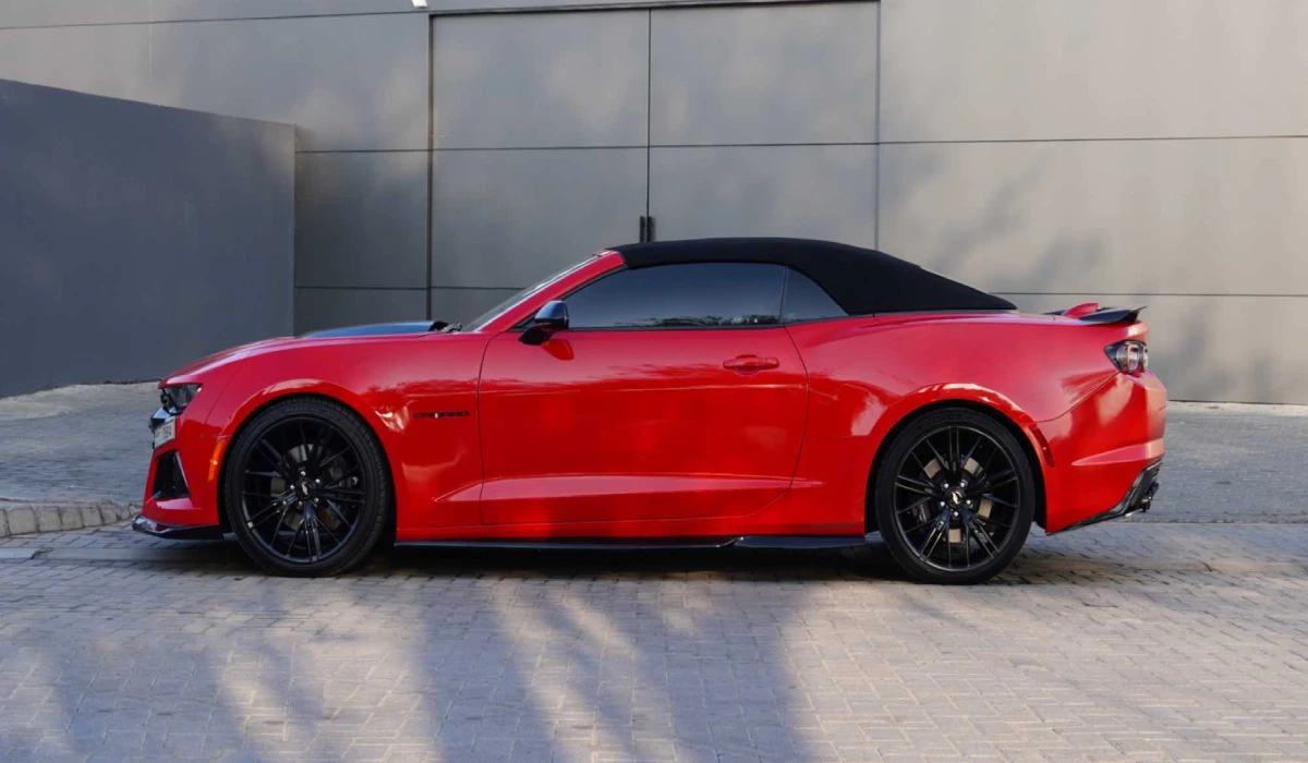 Chevrolet Camaro SS Rental in Dubai image 382