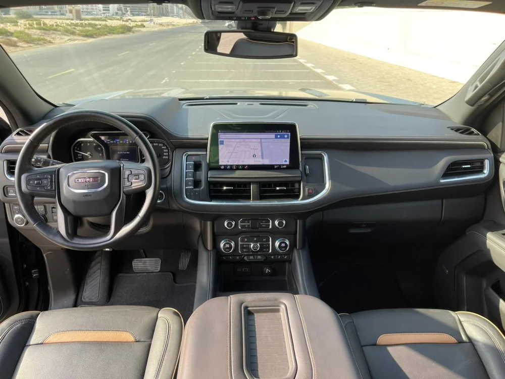  GMC Yukon Denali image 1107