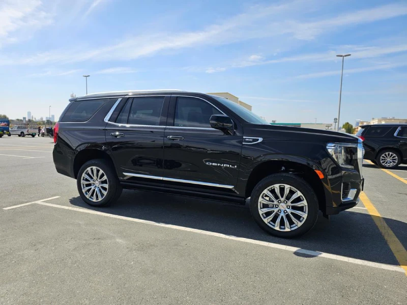 Rent the GMC Yukon in Dubai  image 512