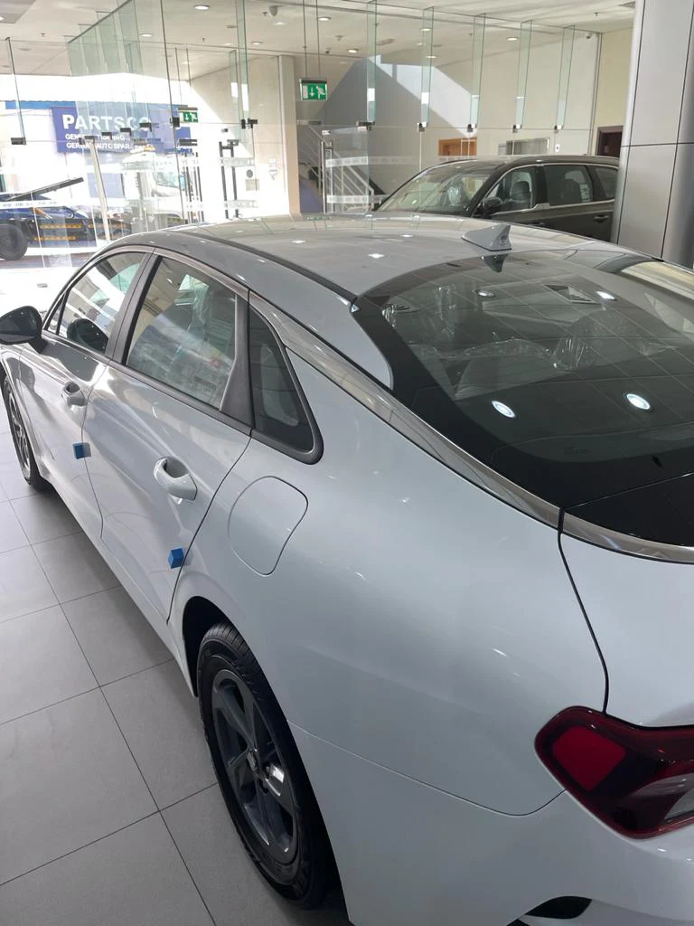 Kia K5 image 1001