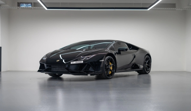 Lamborghini Huracan Evo For Rent Dubai | Free Delivery image 3