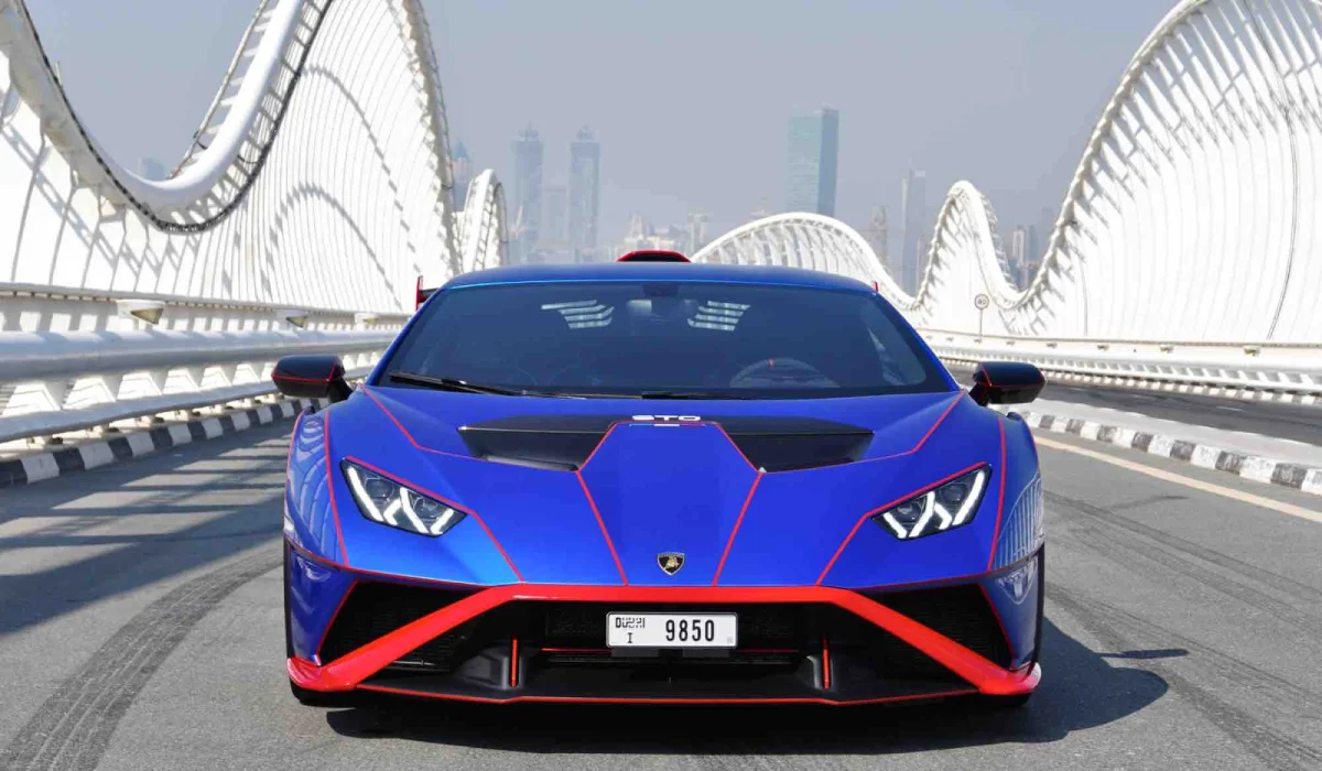Lamborghini Huracan STO Rental in Dubai image 578