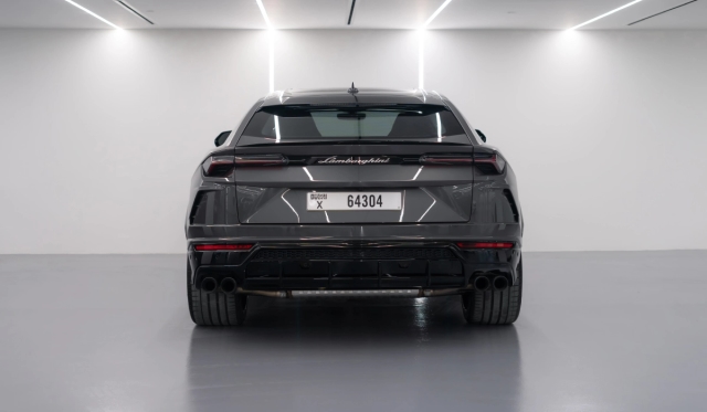Lamborghini Urus Rental image 35