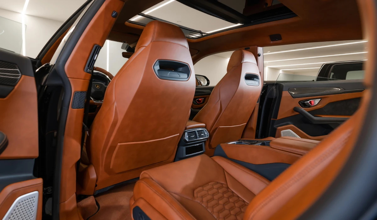 Lamborghini Urus Rental in Dubai image 130