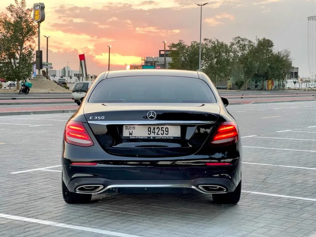 Mercedes Benz E350 image 1118