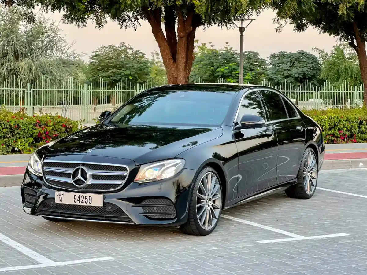 Mercedes Benz E350 image 1115