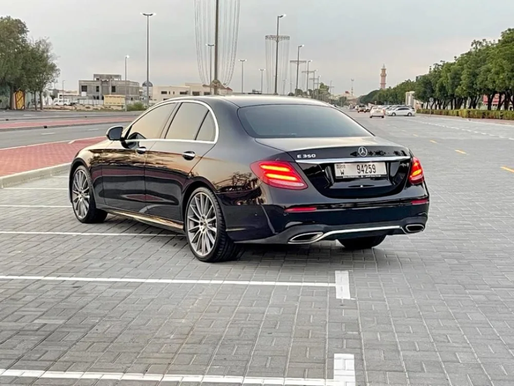 Mercedes Benz E350 image 1116