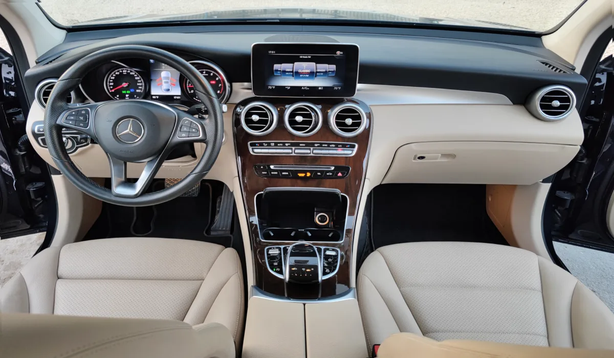 Mercedes Benz GLC300 image 342