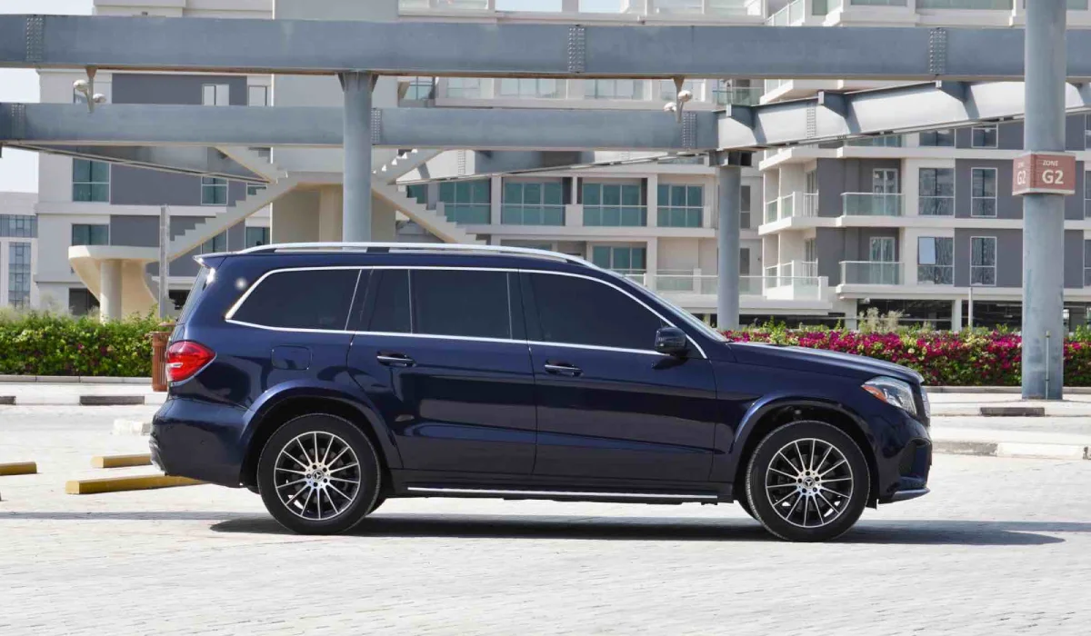 Rent the Mercedes GLS in Dubai image 582
