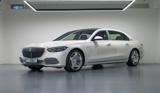Rent Mercedes Maybach S680 2023 Dubai image 84