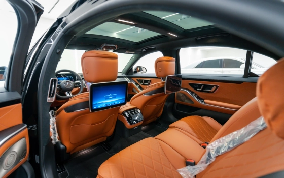 Mercedes S500 For Rent image 24