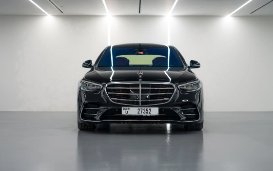 Mercedes S500 For Rent image 23