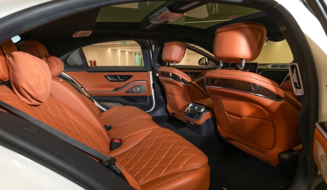 Mercedes S500 in Dubai image 155