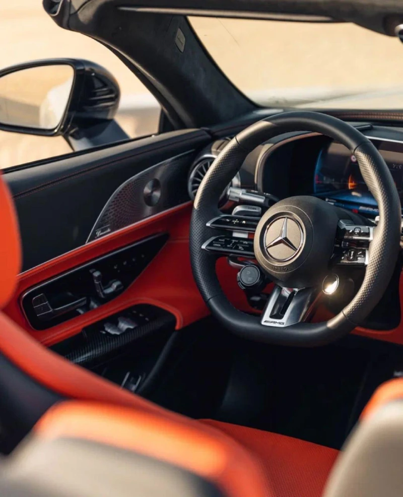 Mercedes SL 63 AMG 2023 image 1083