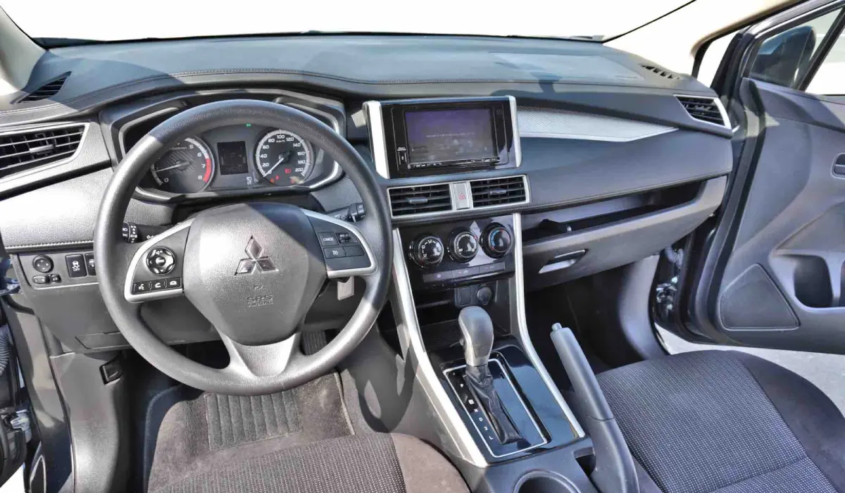 Mitsubishi Xpander Rental in Dubai image 328