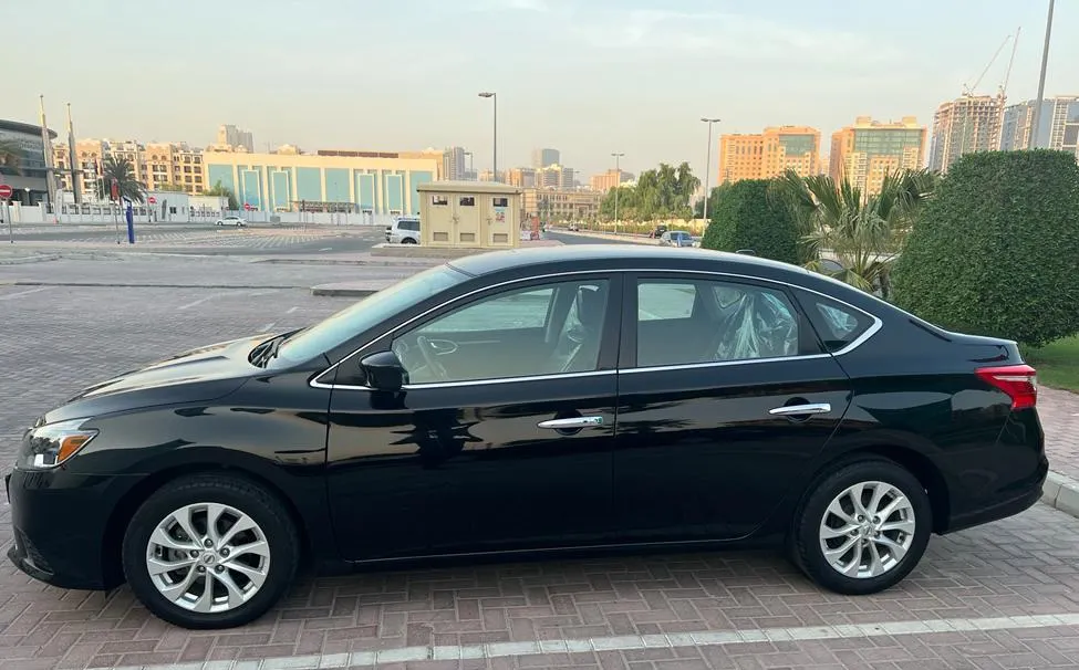 Nissan Sentra image 993