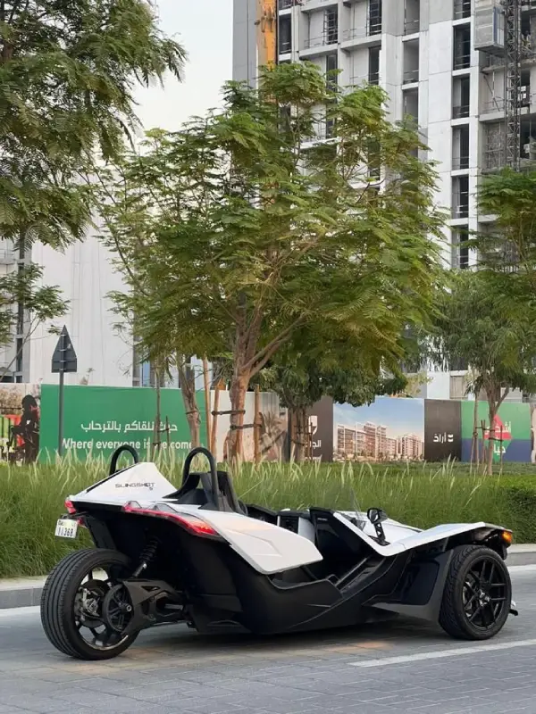 Rental Polaris Slingshot in Dubai image 397