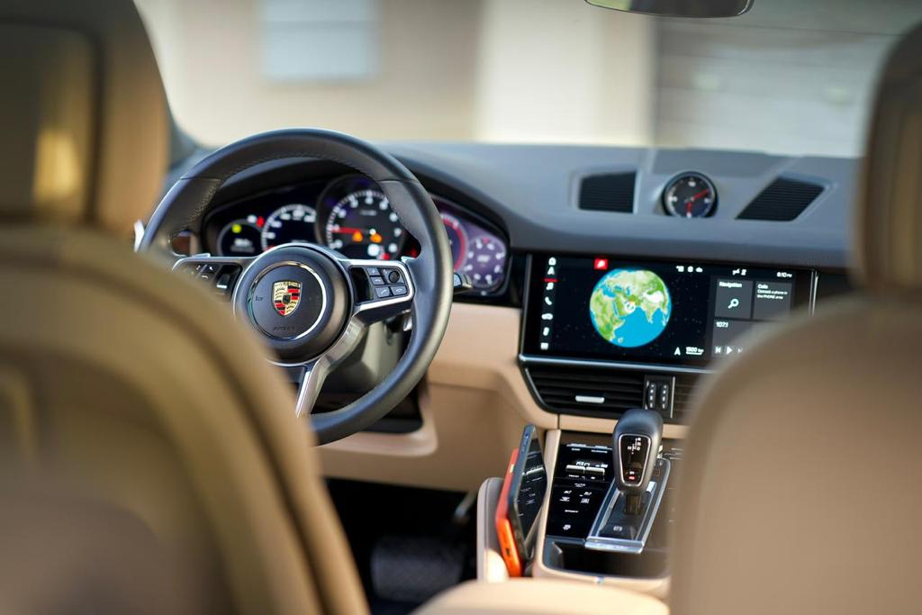 Porsche Cayenne 2023 image 1266
