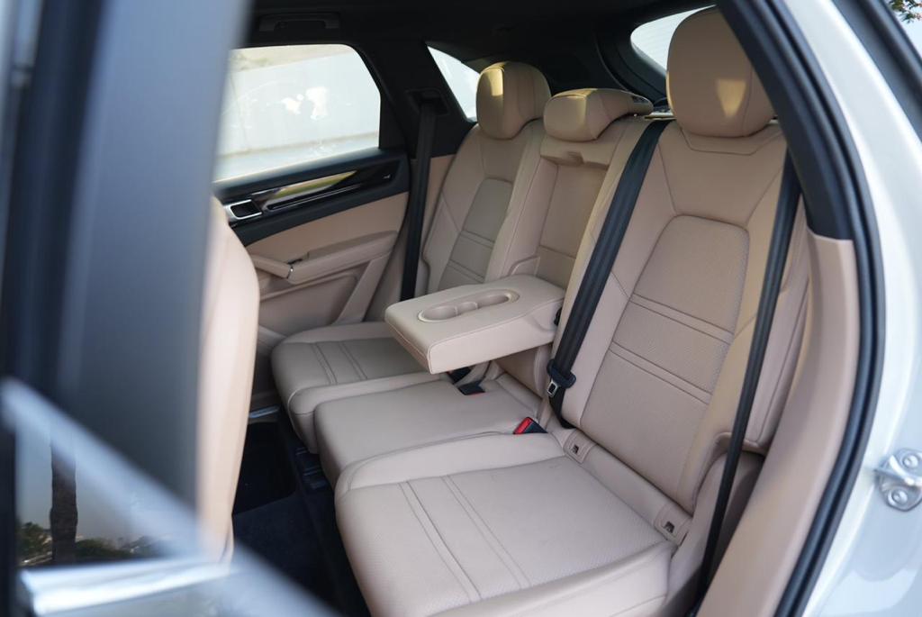 Porsche Cayenne 2023 image 1268