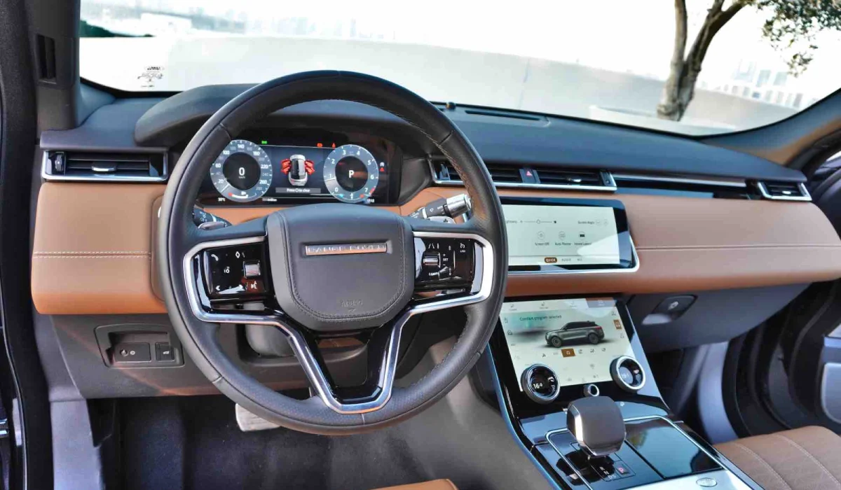 Rent Range Rover Velar Dubai image 284