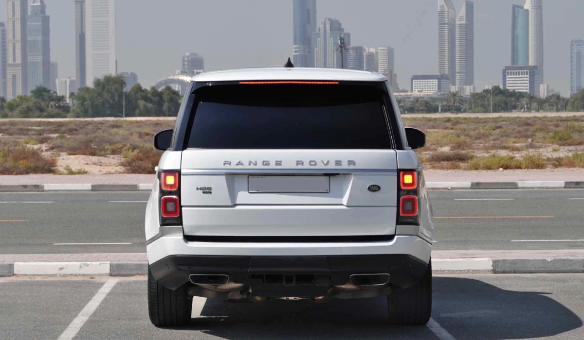 Rent a Range Rover Vogue in Dubai  image 274