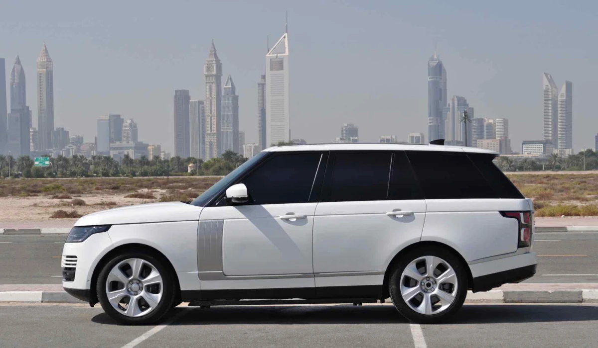 Rent a Range Rover Vogue in Dubai  image 276