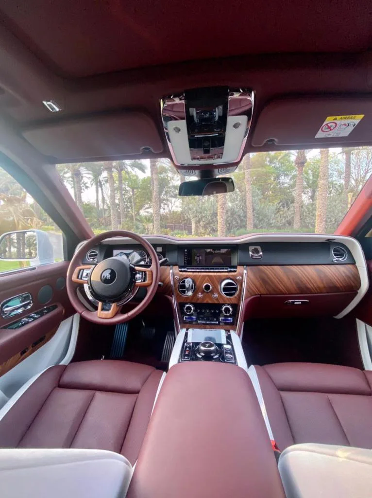 Rolls Royce Cullinan image 1145