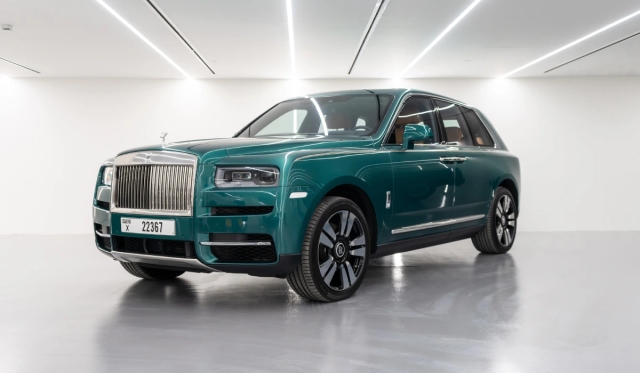 Rolls Royce Cullinan Rental in Dubai image 70
