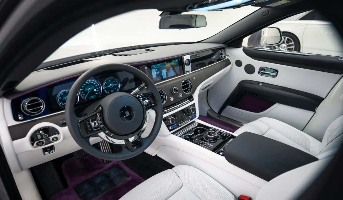 Rolls Royce Ghost Rental image 58