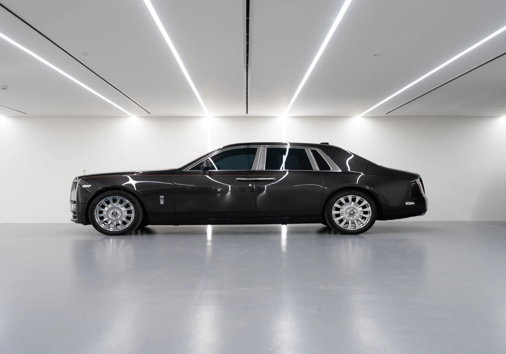 Rolls Royce Phantom 2022 Rental in Dubai image 92