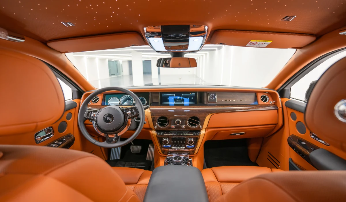 Rolls Royce Phantom 2022 Rental in Dubai image 95