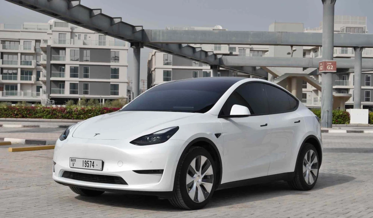 Tesla Model Y Dual Motor Rental in Dubai, image 712