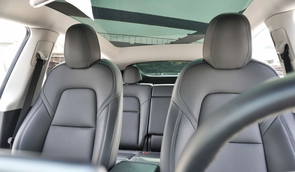 Tesla Model Y Dual Motor Rental in Dubai, image 713