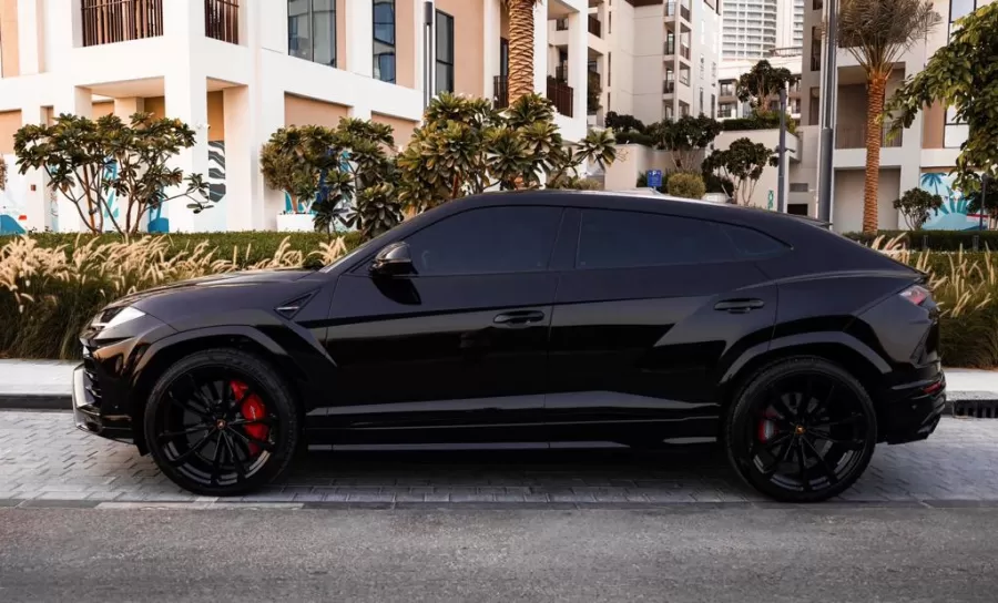 black Lamborghini Urus 2023 for rent in Dubai