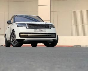 Rent Range Rover Vogue 2023